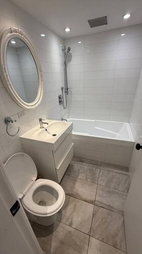 Appartement de 3 chambres à louer à Montreal - Ville-Marie — photo 3