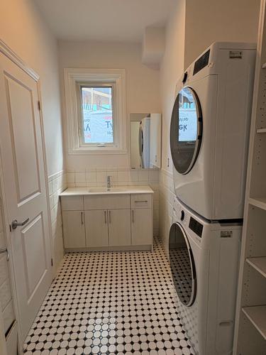 4 bedrooms apartment for rent in Montreal - Ville-Marie — photo 5