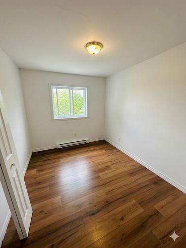 Appartement de 3 chambres à louer à Sherbrooke — photo 4