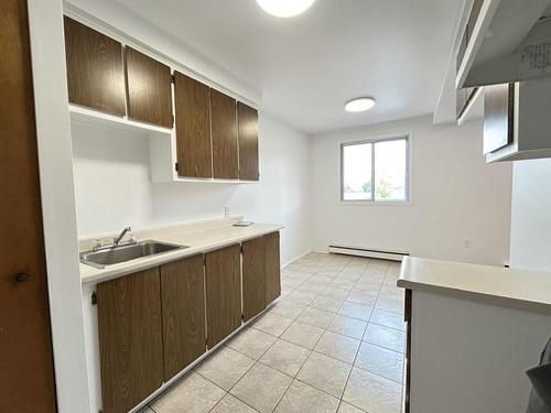 2 bedrooms apartment for rent in Laval — photo 12