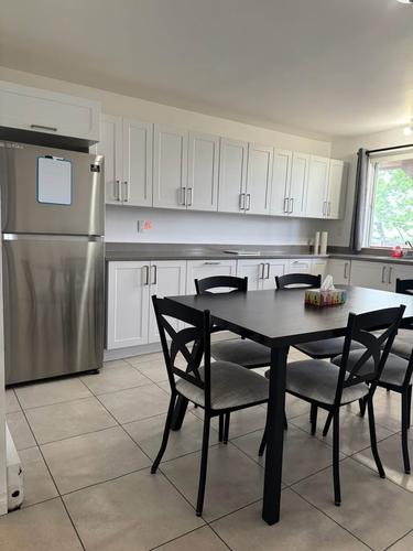 Appartement de 3 chambres à louer à Sherbrooke — photo 2