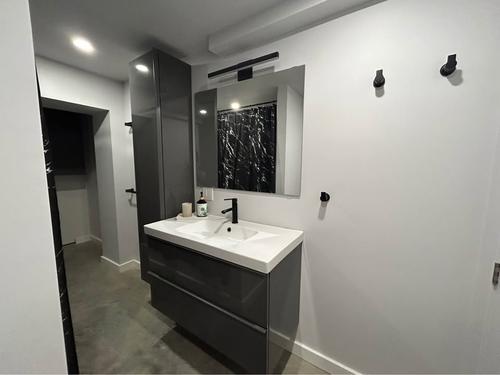 2 bedrooms apartment for rent in Laval — photo 2