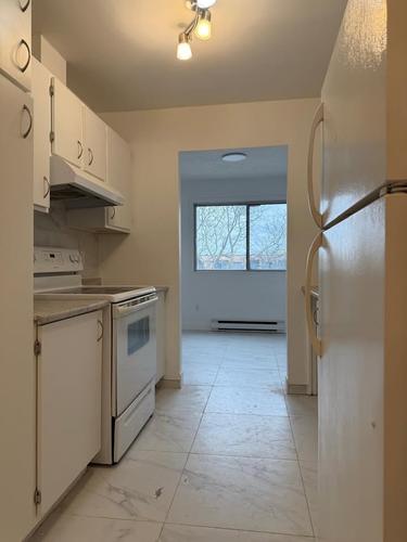 2 bedrooms apartment for rent in Laval — photo 4