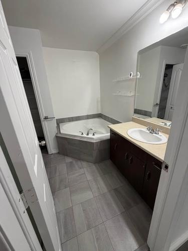 Appartement de 2 chambres à louer à Laval — photo 8