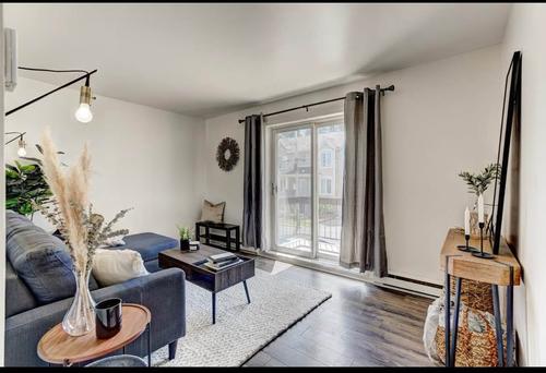 2 bedrooms apartment for rent in Laval — photo 2