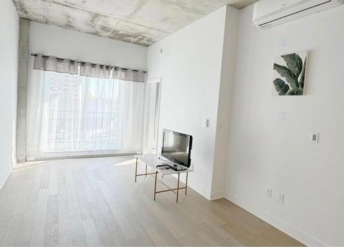 1 bedroom apartment for rent in Montreal - Ville-Marie — photo 2