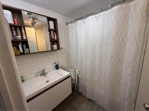 2 bedrooms apartment for rent in Sherbrooke — photo 7
