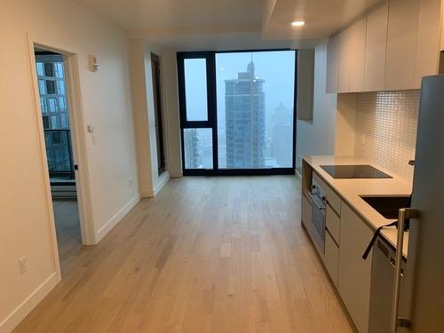 1 bedroom apartment for rent in Montreal - Ville-Marie — photo 5