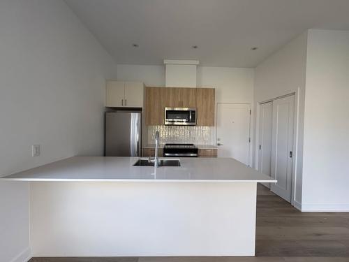 2 bedrooms apartment for rent in Laval — photo 4