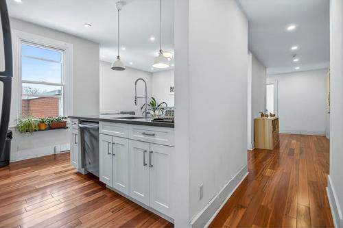 5 bedrooms apartment for rent in Montréal — photo 6