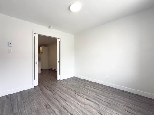 Studio for rent in Montreal - Mercier–Hochelaga-Maisonneuve — photo 3