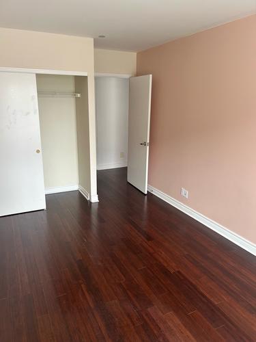 2 bedrooms apartment for rent in Laval — photo 7