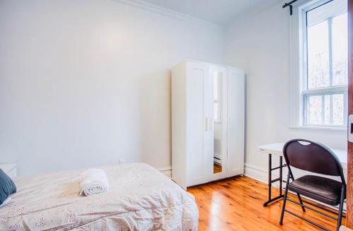 5 bedrooms apartment for rent in Montréal — photo 14