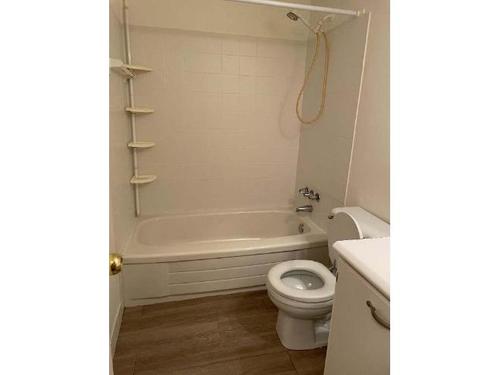 3 bedrooms apartment for rent in Laval — photo 6