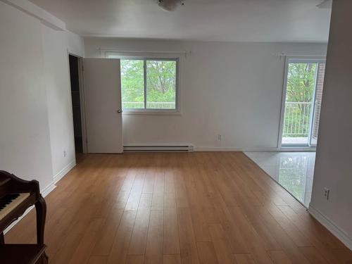 Appartement de 3 chambres à louer à Longueuil — photo 8