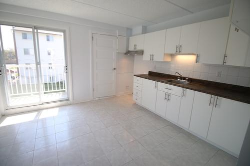 Appartement de 2 chambres à louer à Longueuil — photo 8