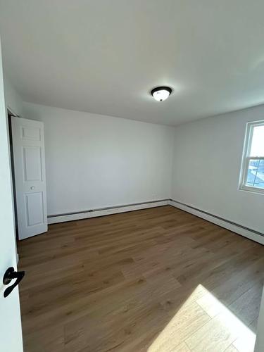 2 bedrooms apartment for rent in Sherbrooke — photo 5