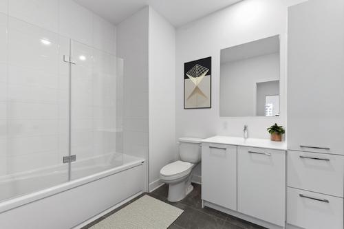 2 bedrooms apartment for rent in Laval — photo 7