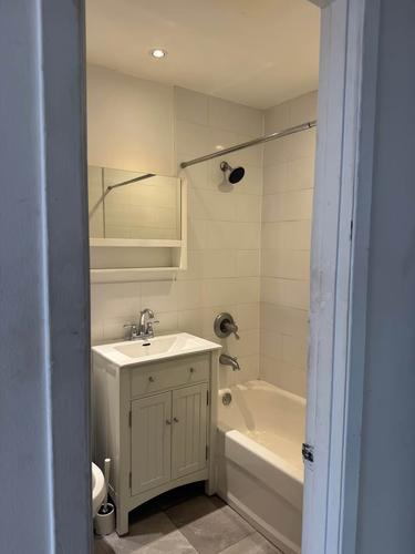1 bedroom apartment for rent in Montreal - Le Plateau-Mont-Royal — photo 2