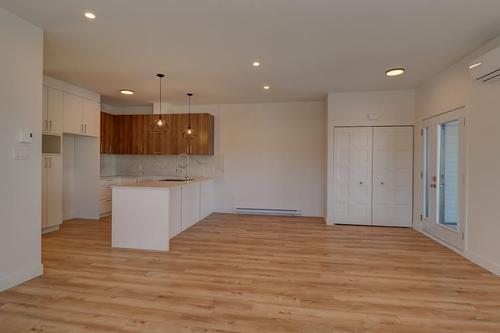 3 bedrooms apartment for rent in Sherbrooke — photo 12