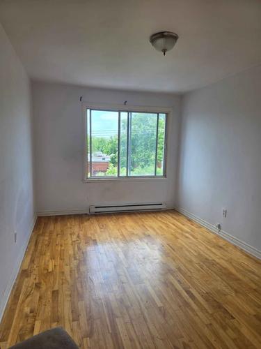3 bedrooms apartment for rent in Laval — photo 9