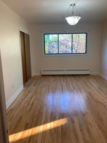 3 bedrooms apartment for rent in Montreal - Ahuntsic-Cartierville — photo 2