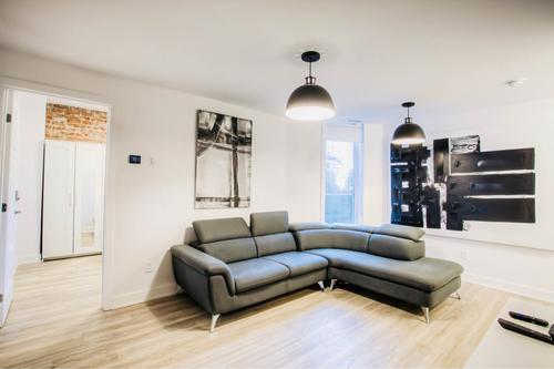 5 bedrooms apartment for rent in Montreal - Le Sud-Ouest — photo 17