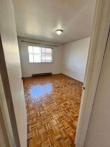 2 bedrooms apartment for rent in Laval — photo 2