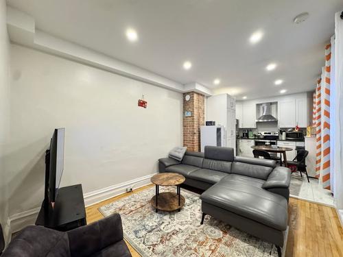 4 bedrooms apartment for rent in Montreal - Le Plateau-Mont-Royal — photo 13