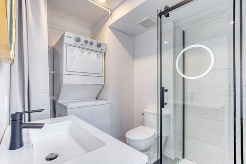 1 bedroom apartment for rent in Montreal - Ville-Marie — photo 8