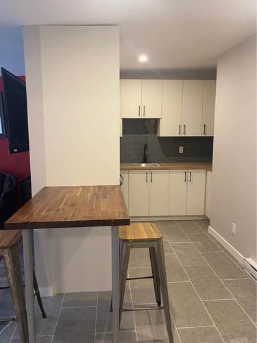 Studio for rent in Québec - La Cité-Limoilou — photo 3
