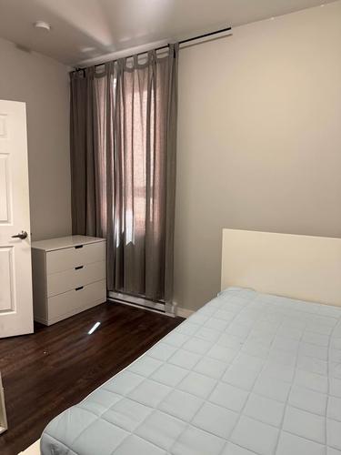 Studio for rent in Montreal - Côte-des-Neiges–Notre-Dame-de-Grâce — photo 4