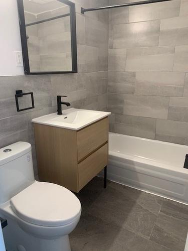 Studio for rent in Montreal - Le Plateau-Mont-Royal — photo 18