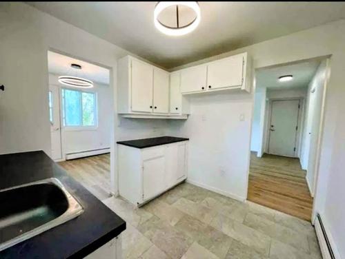 2 bedrooms apartment for rent in Sherbrooke — photo 7