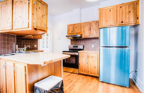 5 bedrooms apartment for rent in Montréal — photo 19