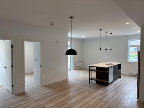 Appartement de 2 chambres à louer à Longueuil — photo 2