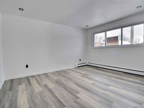 2 bedrooms apartment for rent in Sherbrooke — photo 4