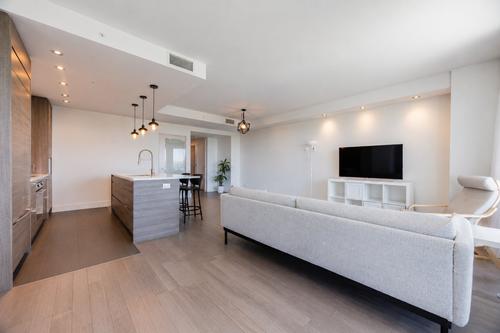 2 bedrooms apartment for rent in Laval — photo 20