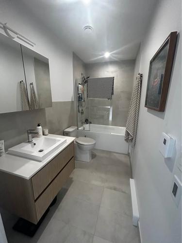 2 bedrooms apartment for rent in Montreal - Le Plateau-Mont-Royal — photo 2