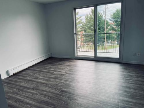 2 bedrooms apartment for rent in Sherbrooke — photo 16