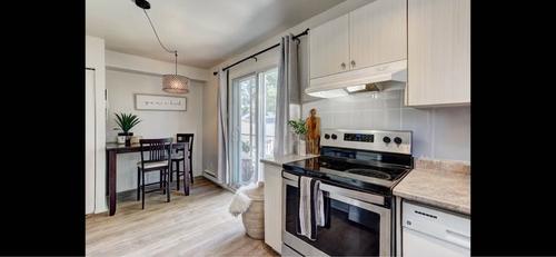2 bedrooms apartment for rent in Laval — photo 9