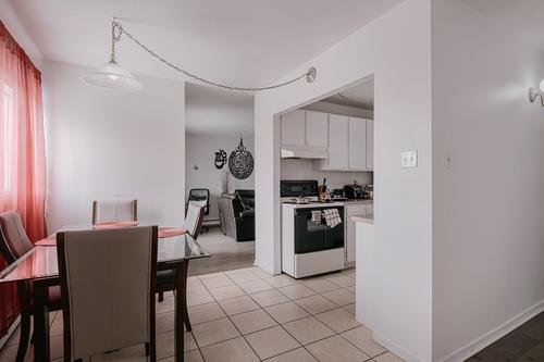Appartement de 2 chambres à louer à Québec - Sainte-Foy–Sillery–Cap-Rouge — photo 2
