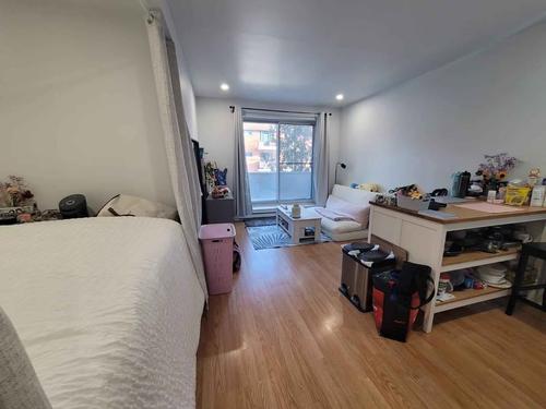 Studio for rent in Montreal - Côte-des-Neiges–Notre-Dame-de-Grâce — photo 5