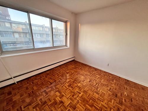 1 bedroom apartment for rent in Montreal - Saint-Laurent — photo 3