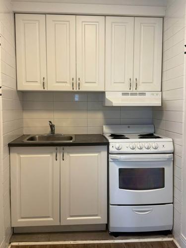 Studio for rent in Montreal - Côte-des-Neiges–Notre-Dame-de-Grâce — photo 5