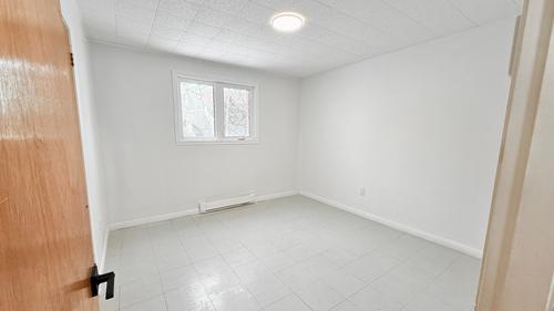 2 bedrooms apartment for rent in Sherbrooke — photo 9
