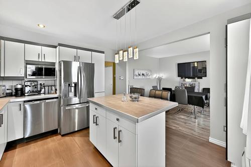 4 bedrooms apartment for rent in Montreal - Ville-Marie — photo 3