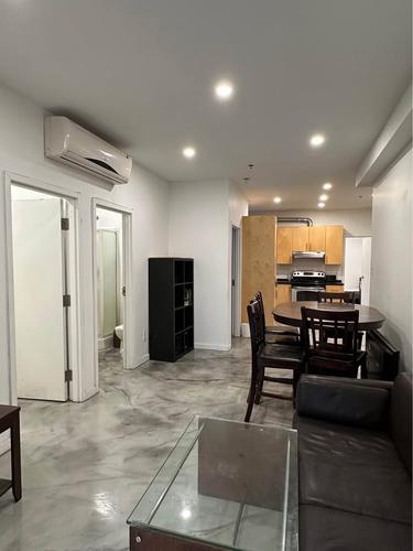 4 bedrooms apartment for rent in Montreal - Ville-Marie — photo 5