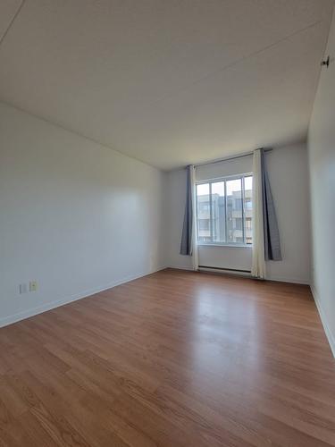 Appartement de 2 chambres à louer à Laval — photo 9