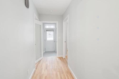 4 bedrooms apartment for rent in Montreal - Le Plateau-Mont-Royal — photo 2